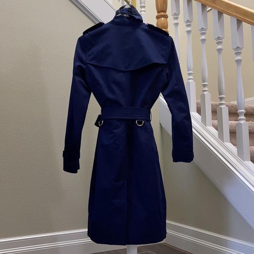 Burberry London Kensington long trench coat 🧥 - Picture 2 of 3